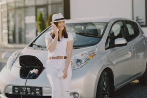 Hibridiniai automobiliai: ar jie vis dar verti jūsų dėmesio?
